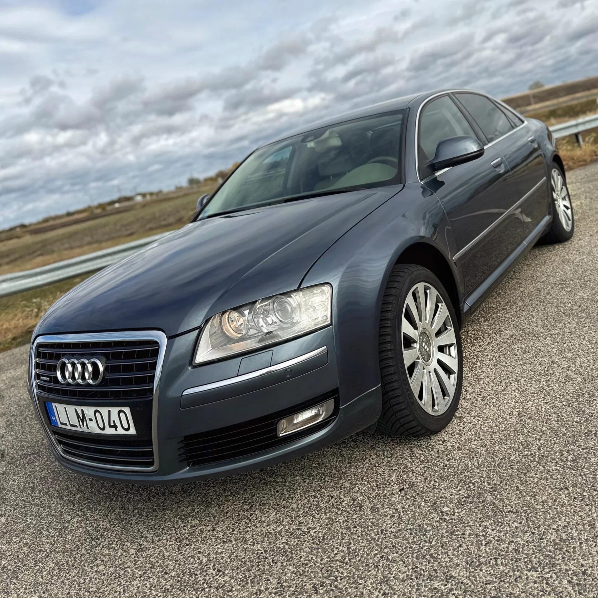 Audi A8 4.2 V8 TDI