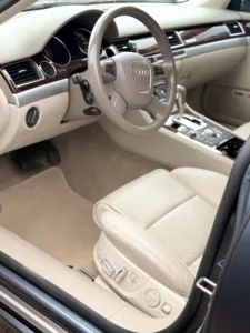 AUDI A8 LLMIMG_8553