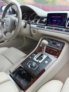 AUDI A8 LLMIMG_8562