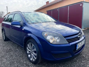 Opel Astra H (6)