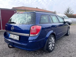 Opel Astra H (7)