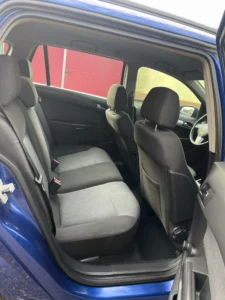 Opel Astra H (8)