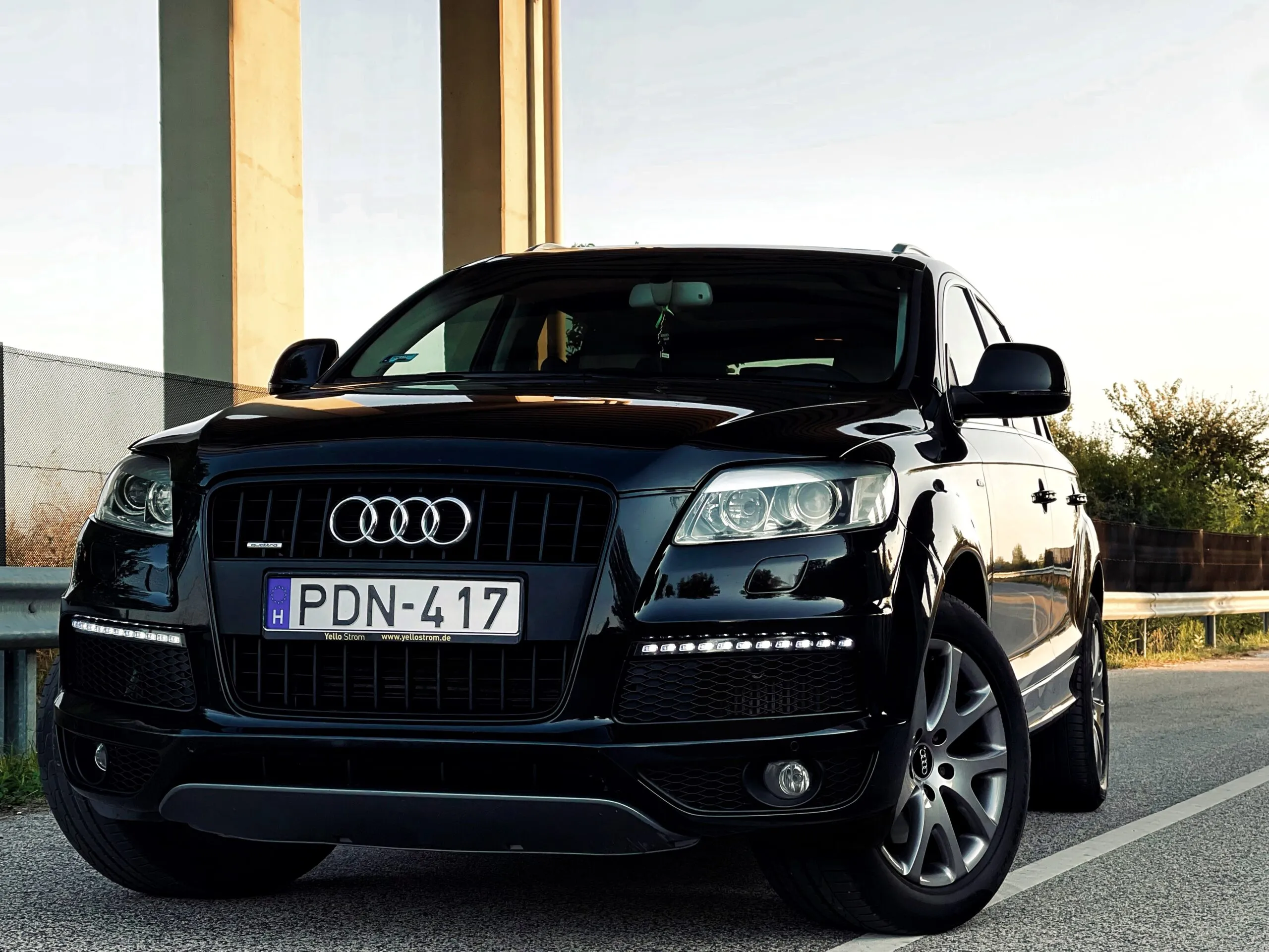 AUDI Q7 S-LINE