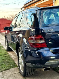 Mercedes-Benz ML320 CDI AIEL (2)