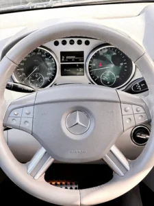 Mercedes-Benz ML320 CDI AIEL (4)