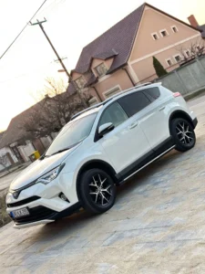 TOYOTA RAV4 AELK (1)