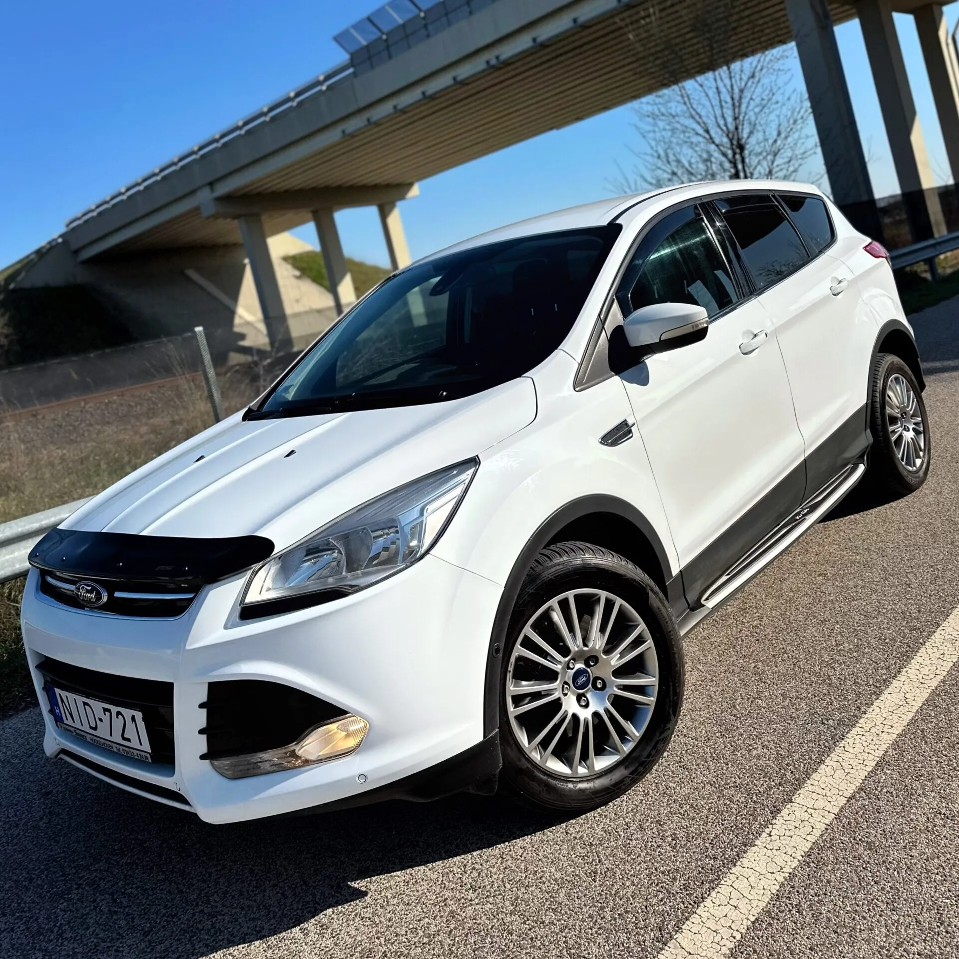 Ford Kuga 4×4 Titanium Park Assist, V.horog
