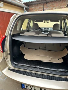 TOYOTA RAV4 KVL (3)