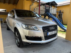 Audi Q7 LAS (5)