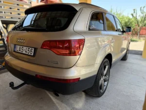 Audi Q7 LAS (4)