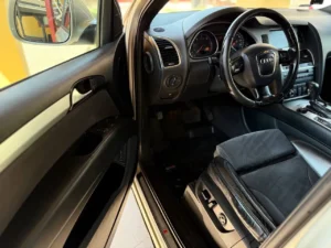 Audi Q7 LAS (8)