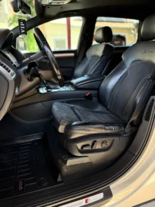 Audi Q7 LAS (7)