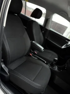 Skoda Rapid 2015-4 (3)
