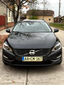 VOLVO V60 D6 HIBRID (13)