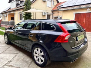 VOLVO V60 D6 HIBRID (11)