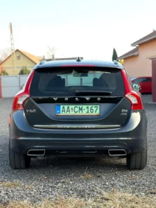 VOLVO V60 D6 HIBRID (4)