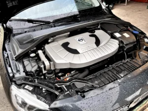 VOLVO V60 D6 HIBRID (5)