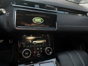 Range Rover Velars HSE (6)
