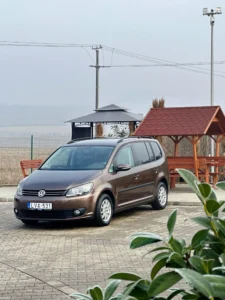 VW TIGUAN 7sz Barna (2)